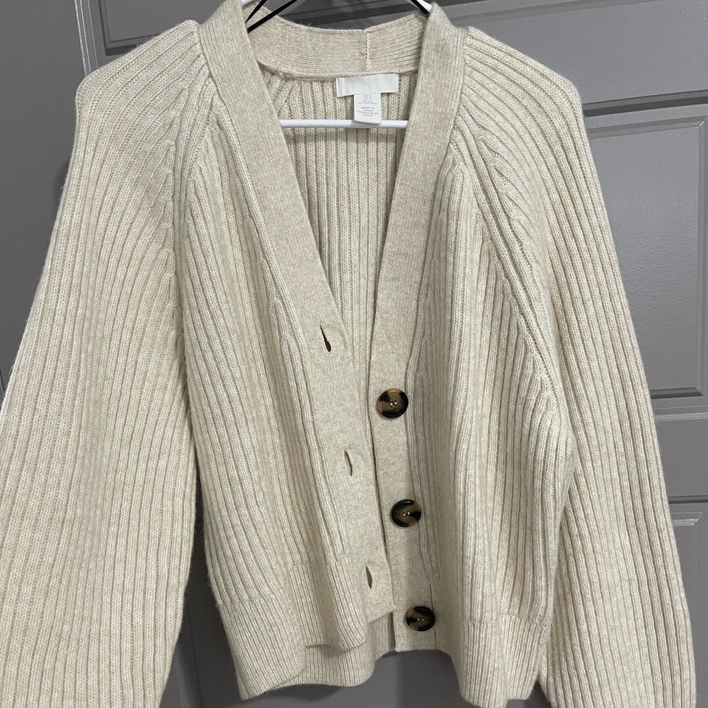 NWOT H&M Cardigan